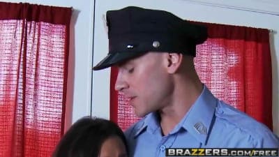 Полицейский Жестко Оттрахал - Смотреть Бесплатно Онлайн Порно Видео